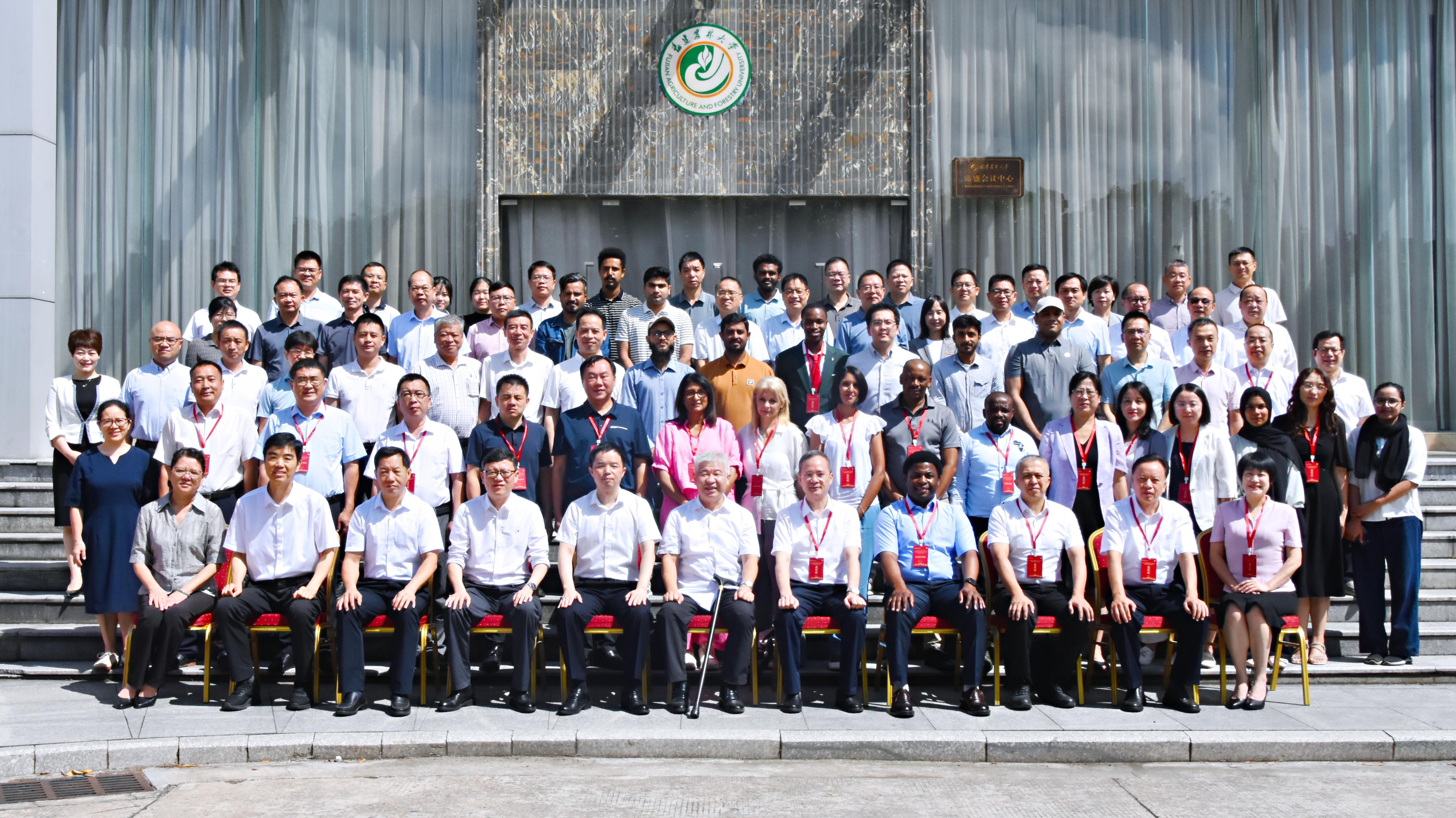 省外办出席习近平主席复信南非德班理工大学孔子学院师生三周年座谈会